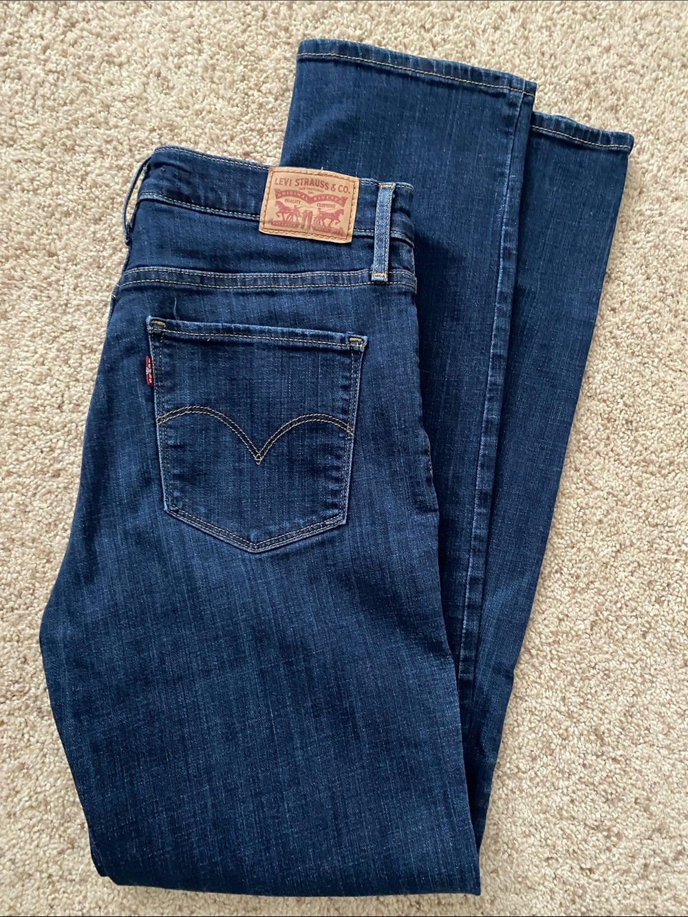 Levi's Women's Dark Blue Straight Leg Jeans